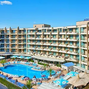 Szálloda Grenada, Napospart